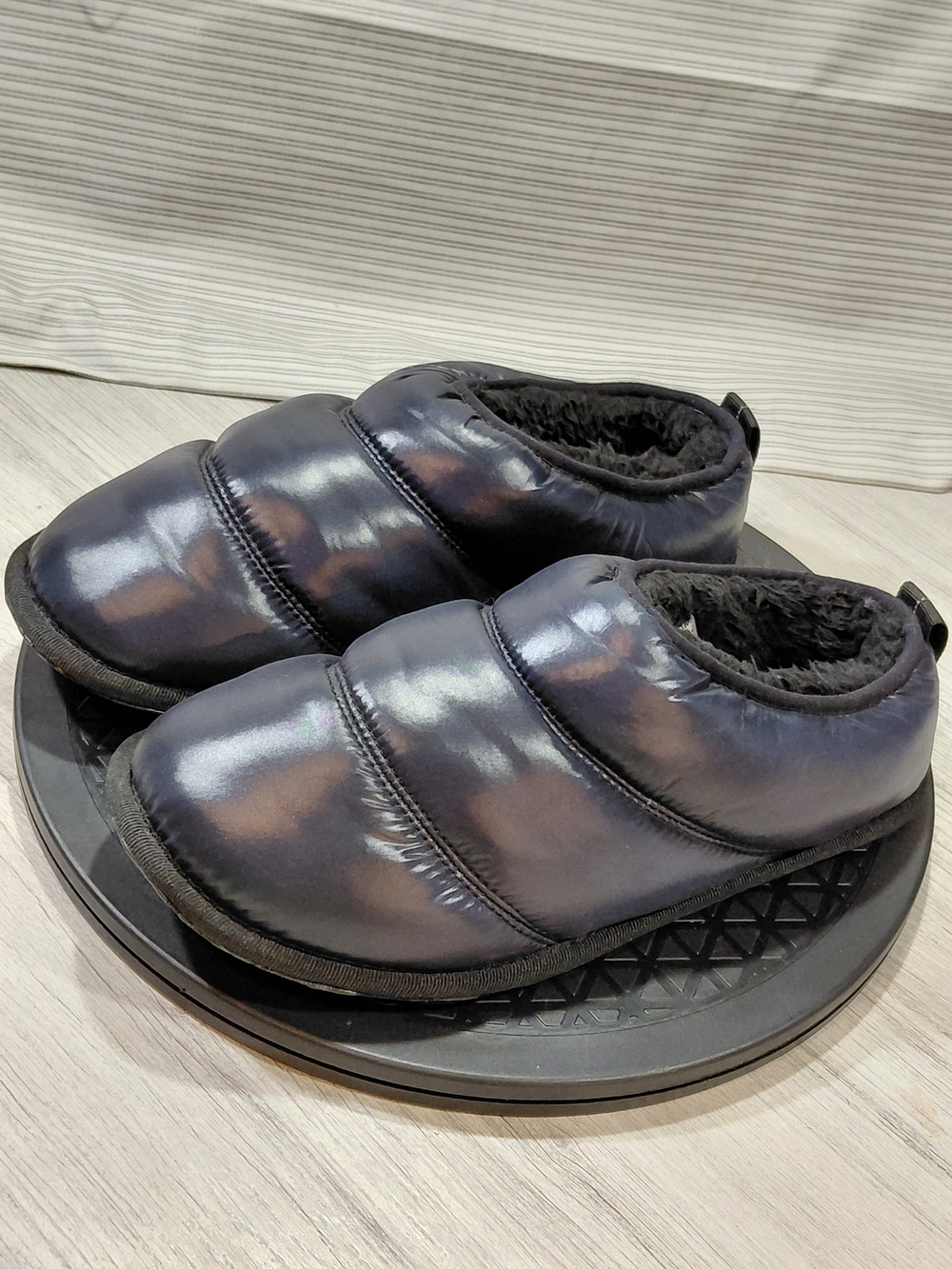 Sorel Women Hadley Navy Blue Nylon Puffer Slip-On Mules Slippers Sherpa Lined W8